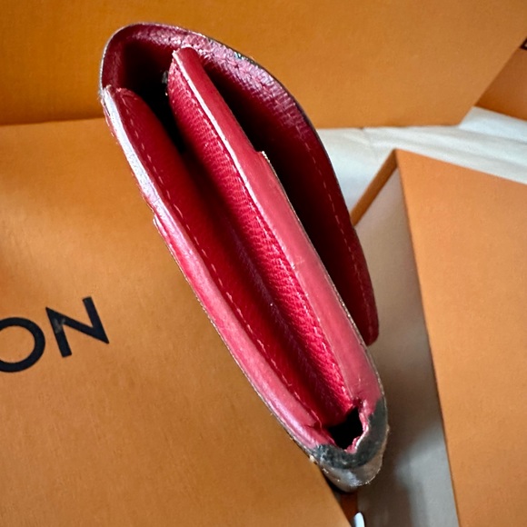 Authentic Louis Vuitton Caissa Wallet - Picture 5 of 12